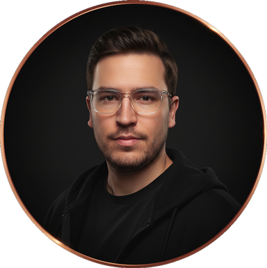 Portrait of Roan — product designer and systems thinker
